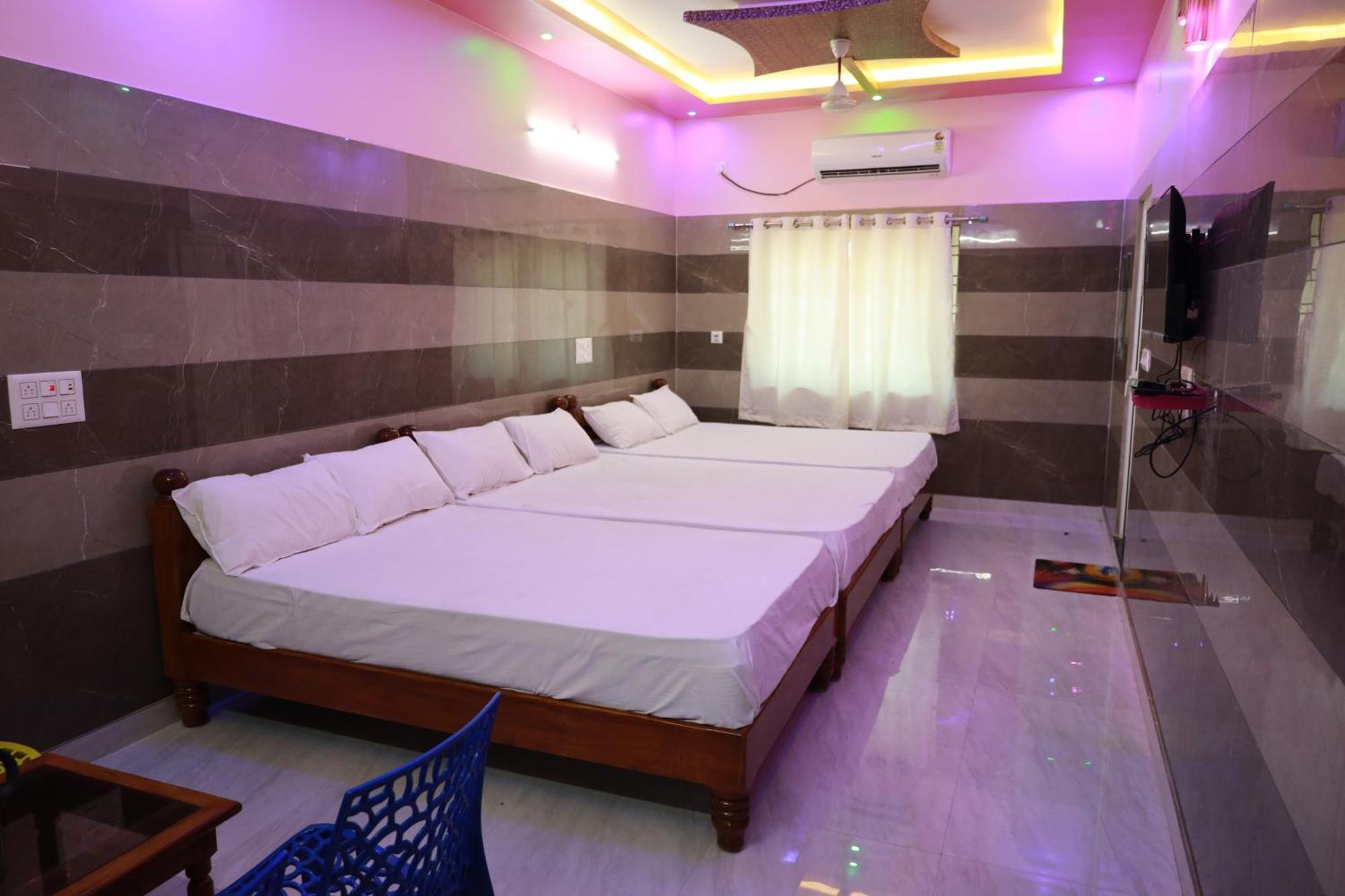 Rv Residency Hotel Wodapatti Exterior photo